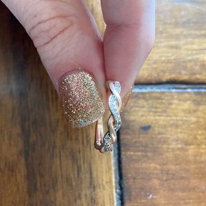 Rose gold diamond wedding band